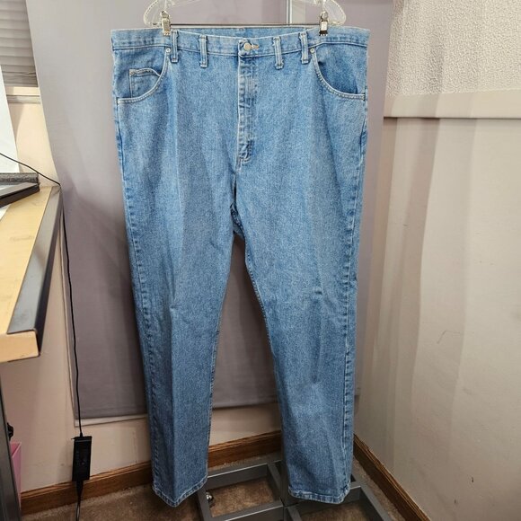 Wrangler Denim Jeans Pants Men 44x32 Relaxed Fit Straight Leg 100% Cotton Zipper - Picture 4 of 11